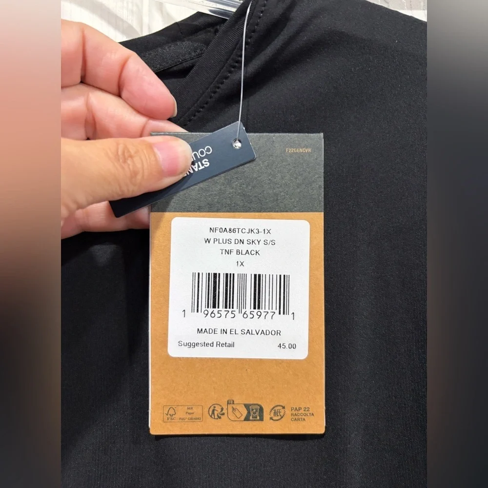 The North Face Women’s 1X Plus Dune Sky Short-Sleeve Tee T-Shirt Black NWT - Picture 6 of 8